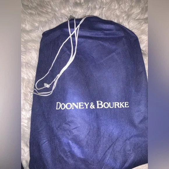 Rare Authentic Dooney & Bourke Purse w/ Dustbag